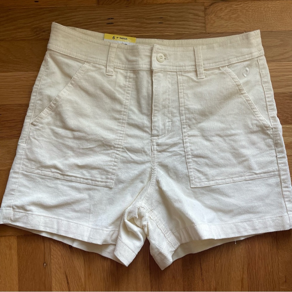 Hang Ten Women's Off-White Cargo Shorts